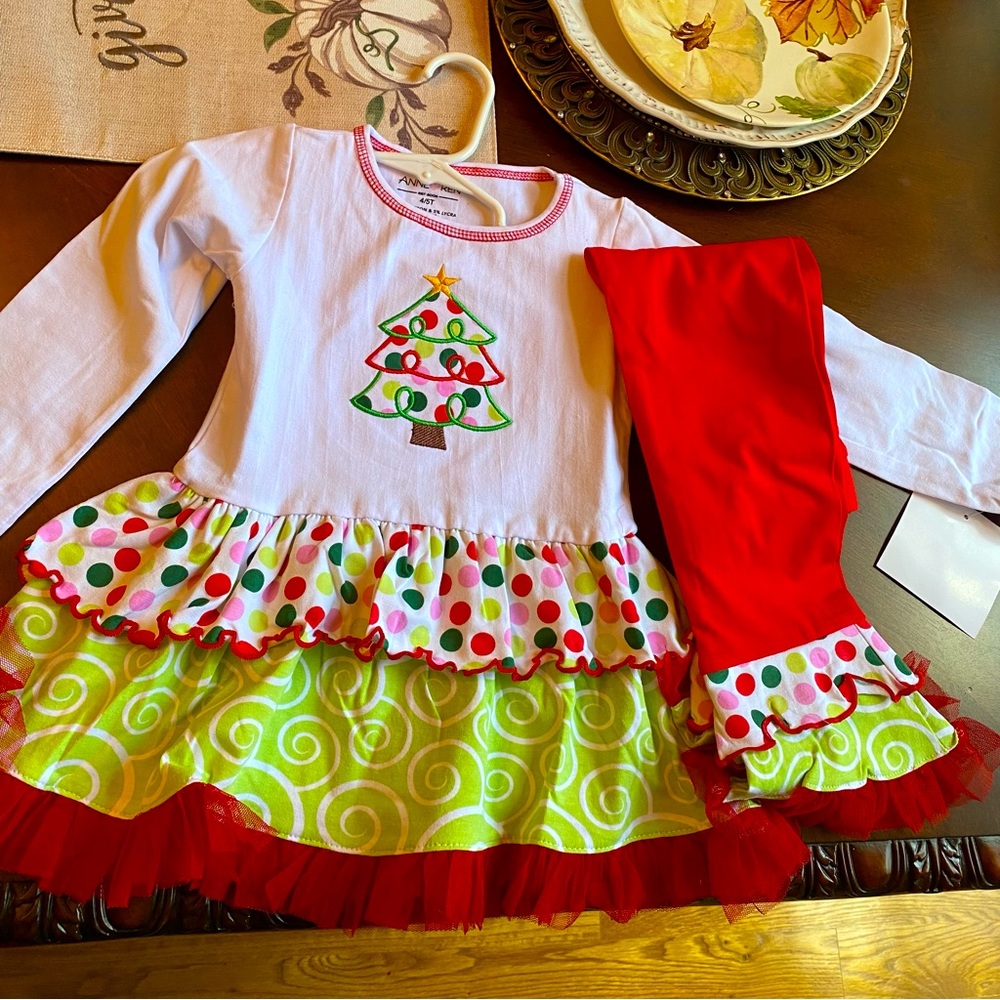 Boutique Christmas Outfit! Polka dot Christmas Tree Tunic and Ruffle Pants.